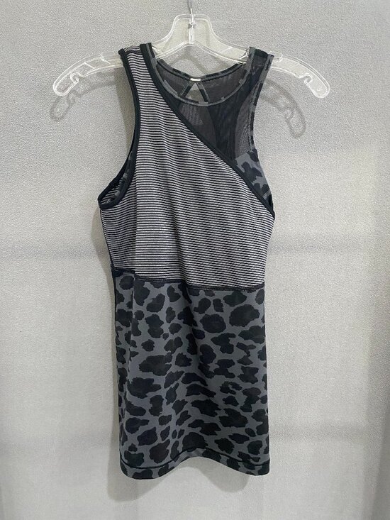 lululemon athletica Tops - Lululemon Animal Print Striped Racerback Tank Top Built In Bra Workout Yoga Top